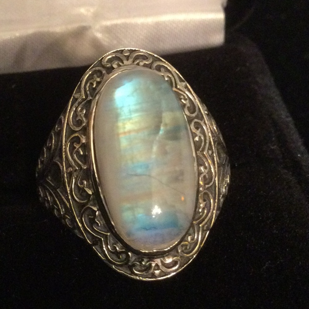 INCREDIBLE TOP QUALITY BLUE MOONSTONE RING - Picture 1 of 8